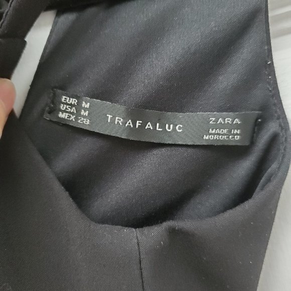 ZARA TRAFALUC - BLACK MINI DRESS - SIZE M - Picture 2 of 3